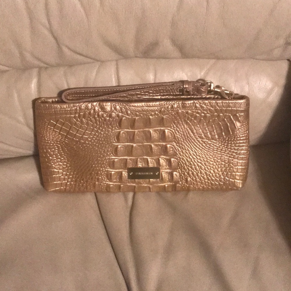 EUC Brahmin Gold Wristlet/Clutch